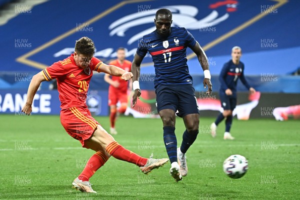 020621 - France v Wales - International Friendly - Daniel James of Wales and Moussa Sissoko of France