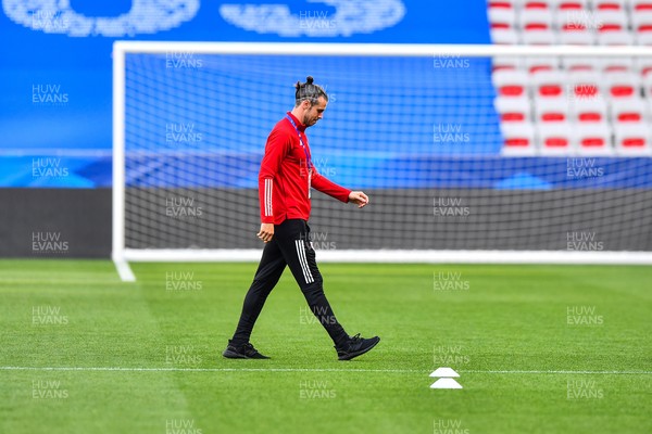 020621 - France v Wales - International Friendly - Gareth Bale of Wales pitch prior to the match