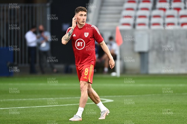 020621 - France v Wales - International Friendly - Harry Wilson of Wales warms up