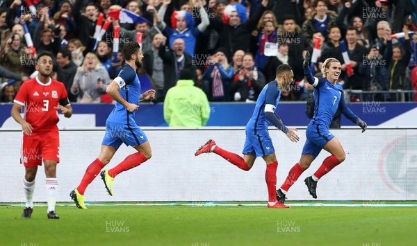 101117 - France v Wales - International Friendly - Antoine Griezmann of France celebrates scoring a goal