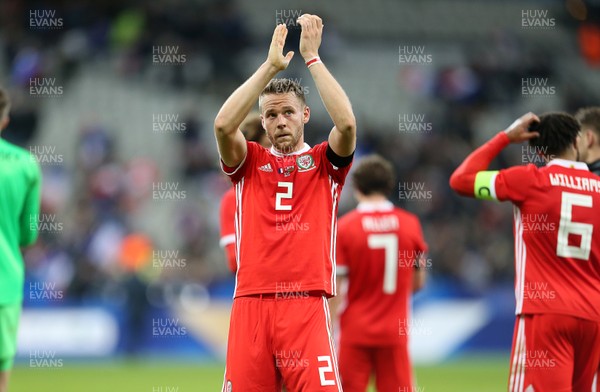101117 - France v Wales - International Friendly - Chris Gunter of Wales thanks the fans