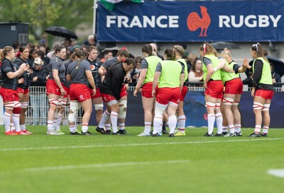 120425 - France v Wales, Guinness Women’s Six Nations 2025 - The Wales forwards during warm up