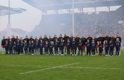 120425 - France v Wales, Guinness Women’s Six Nations 2025 - The Wales team lineup for the anthems