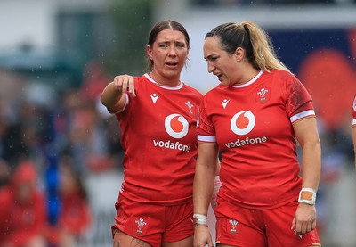 120425 - France v Wales, Guinness Women’s Six Nations 2025 - Georgia Evans of Wales and Courtney Keight of Wales