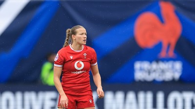 120425 - France v Wales, Guinness Women’s Six Nations 2025 - Carys Cox of Wales