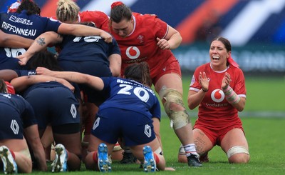 120425 - France v Wales, Guinness Women’s Six Nations 2025 - Georgia Evans of Wales