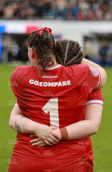 120425 - France v Wales, Guinness Women’s Six Nations 2025 - Gwenllian Pyrs of Wales and Maisie Davies of Wales console each other at the end of the match