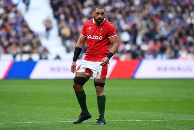 180323 - France v Wales - Guinness Six Nations - Taulupe Faletau of Wales 