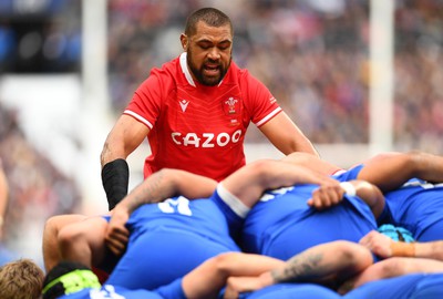 180323 - France v Wales - Guinness Six Nations - Taulupe Faletau of Wales in action