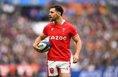 180323 - France v Wales - Guinness Six Nations - Tomos Williams of Wales