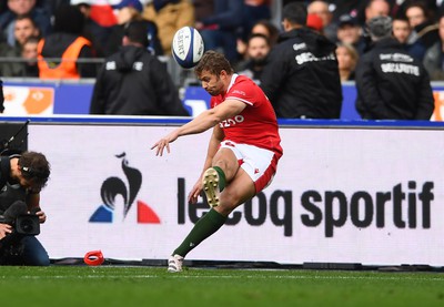 180323 - France v Wales - Guinness Six Nations - Leigh Halfpenny of Wales