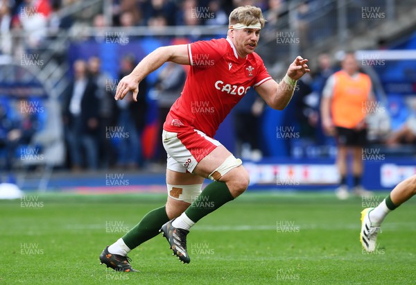 180323 - France v Wales - Guinness Six Nations - Aaron Wainwright of Wales 