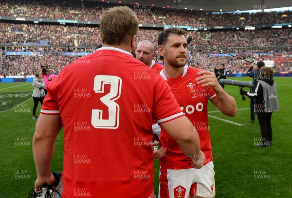 180323 - France v Wales - Guinness Six Nations - Tomas Francis and Tomos Williams of Wales at full time