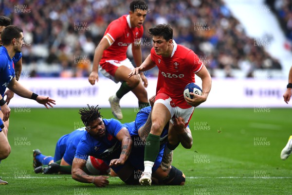 180323 - France v Wales - Guinness Six Nations - Louis Rees-Zammit of Wales