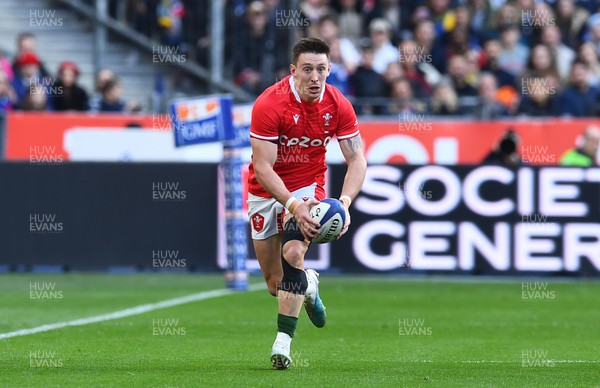 180323 - France v Wales - Guinness Six Nations - Josh Adams of Wales