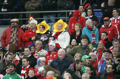 19.03.11 France v Wales ... Fans. 