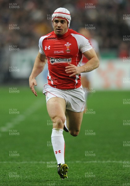 19.03.11 - France v Wales - RBS Six Nations 2011 - Leigh Halfpenny of Wales. 