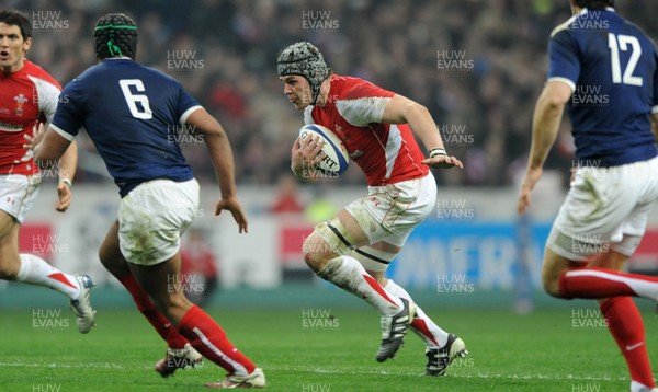 19.03.11 - France v Wales - RBS Six Nations 2011 - Dan Lydiate of Wales. 