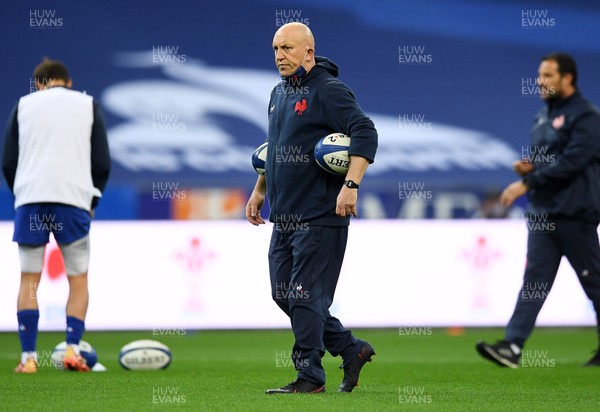 241020 - France v Wales - International Rugby Union - France defence coach Shaun Edwards during the warm up