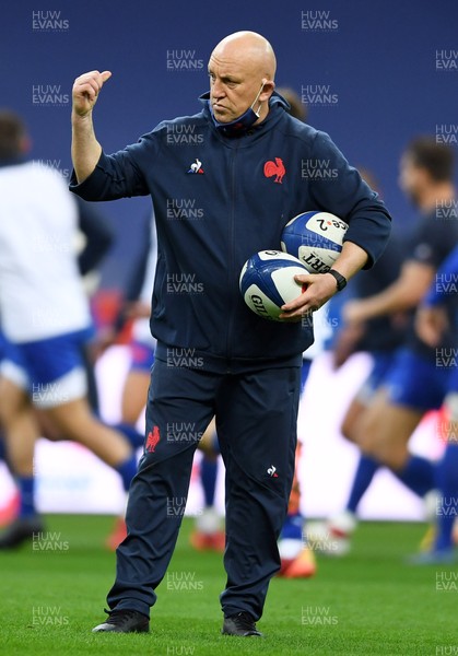 241020 - France v Wales - International Rugby Union - France defence coach Shaun Edwards
