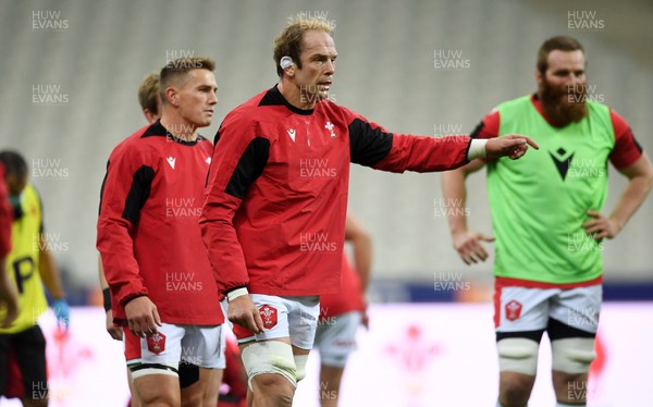 241020 - France v Wales - International Rugby Union - Alun Wyn Jones of Wales during the warm up