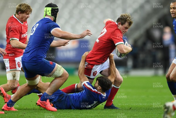 241020 - France v Wales - International Rugby Union - Nick Tompkins of Wales is tackled by Romain Ntamack of France