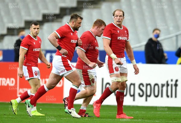 241020 - France v Wales - International Rugby Union - Gareth Davies, Sam Parry, Rhys Carre and Alun Wyn Jones of Wales