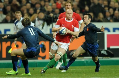 27.02.09 - France v Wales - RBS Six Nations 2009 - Wales' Martyn Williams gets into space. 
