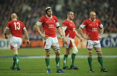 27.02.09 - France v Wales - RBS Six Nations 2009 - Wales' Ryan Jones, Gethin Jenkins and Martyn Williams look dejected. 