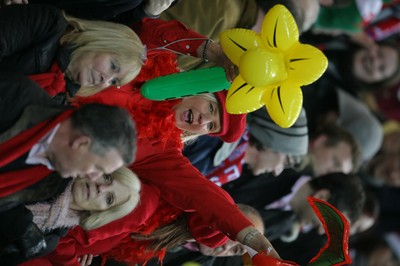 27.02.09 France v Wales... Fans. 
