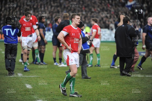 27.02.09 - France v Wales - RBS Six Nations 2009 - Wales' Dwayne Peel looks dejected at the end of the game. 
