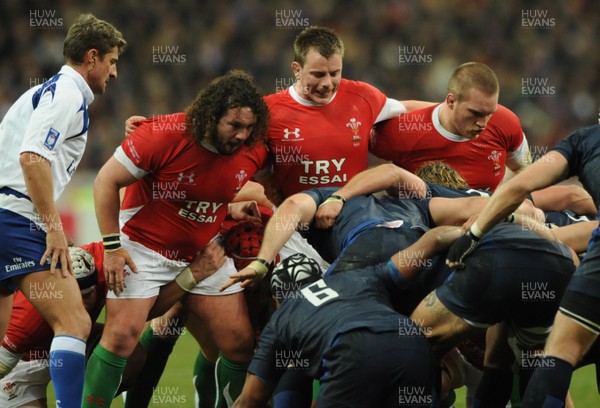 27.02.09 - France v Wales - RBS Six Nations 2009 - Wales' Adam Jones, Matthew Rees and Gethin Jenkins. 