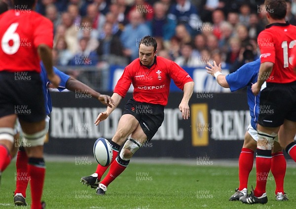 290303 - France v Wales - Six Nations Championship - Rhys Williams