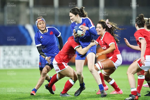 030421 - France v Wales - Women's Six Nations - Jessy Tremouliere of France