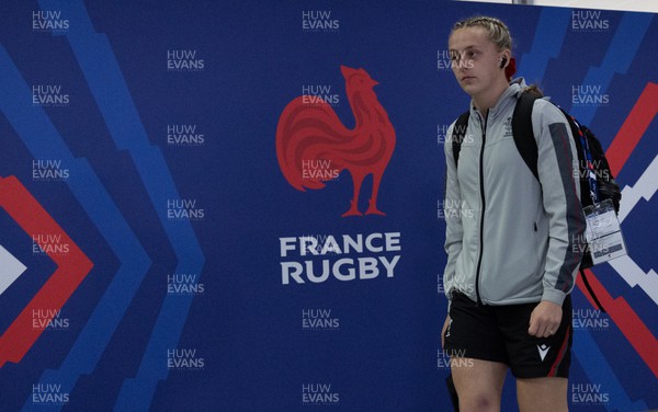 230423 - France v Wales, TicTok Women’s 6 Nations - Hannah Jones of Wales arrives at the stadium