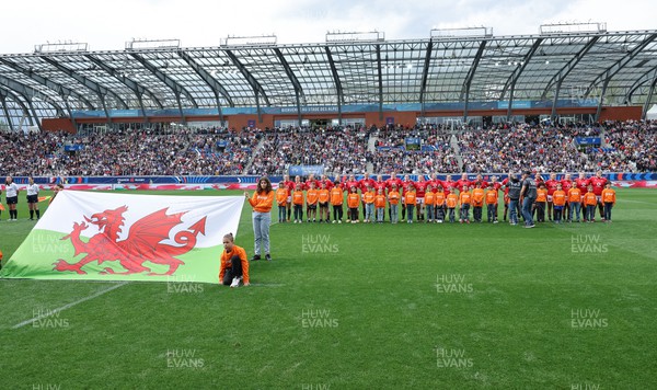 230423 - France v Wales, TicTok Women’s 6 Nations - The Welsh team lineup for the anthems
