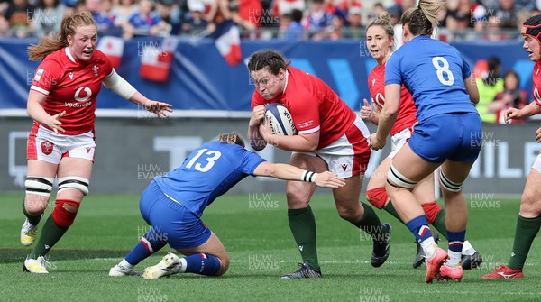 230423 - France v Wales, TicTok Women’s 6 Nations - Cerys Hale of Wales takes on Marine Menager of France