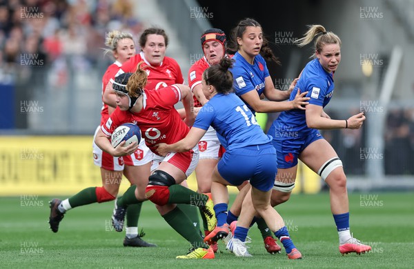 230423 - France v Wales, TicTok Women’s 6 Nations - Bethan Lewis of Wales takes on Gabrielle Vernier of France