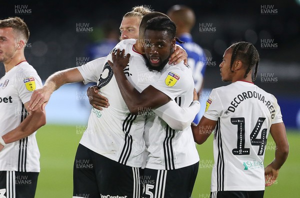 100720 - Fulham v Cardiff City - SkyBet Championship - Joshua Onomah of Fulham celebrates with team mates after scoring a goal in the second half