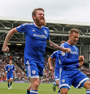 200816 - Fulham vs Cardiff City - SkyBet Championship -Anthony Pilkington goal celebration