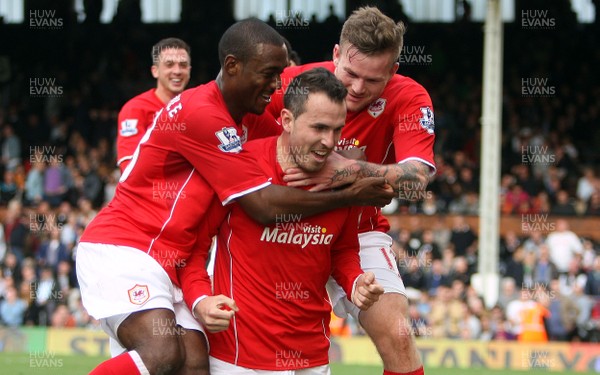 280913 - Fulham vs Cardiff City - Barclays Premier League - Jordan Mutch goal celebration(c) Huw Evans Agency