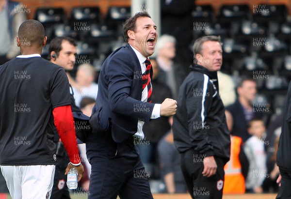 280913 - Fulham vs Cardiff City - Barclays Premier League - Malky Mackay at the final whistle(c) Huw Evans Agency