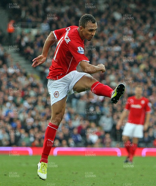 280913 - Fulham vs Cardiff City - Barclays Premier League - Peter Odemwingie of Cardiff in action(c) Huw Evans Agency