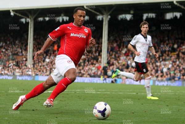 280913 - Fulham vs Cardiff City - Barclays Premier League - Nicky Maynard of Cardiff in action(c) Huw Evans Agency