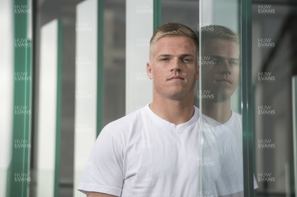 150416 - Cardiff Blues fly half Gareth Anscombe outside the Senedd in Cardiff Bay