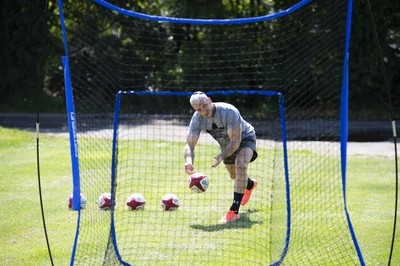 Gareth Davies Training during Lockdown 010520