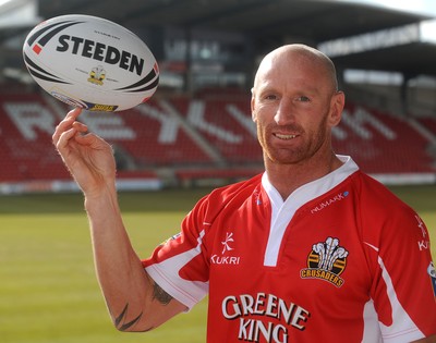 05.03.10 - Crusaders Rugby League Press Conference - Gareth Thomas who has signed for Crusaders Rugby League today. 