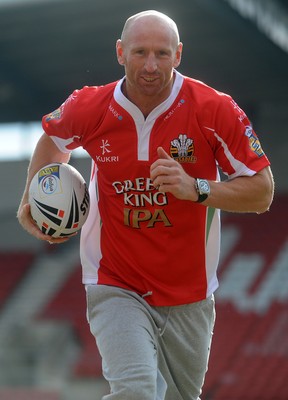 05.03.10 - Crusaders Rugby League Press Conference - Gareth Thomas who has signed for Crusaders Rugby League today. 