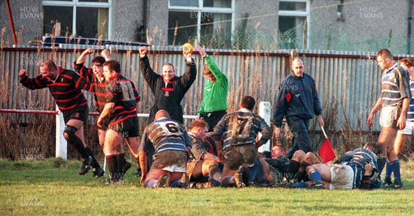 201297 - Garndiffaith v Bridgend - Garndiffaith celebrate after victory at full time