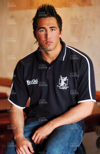 200105 - Picture shows Wales and Ospreys star Gavin Henson at St Helens Rugby Ground in Swansea